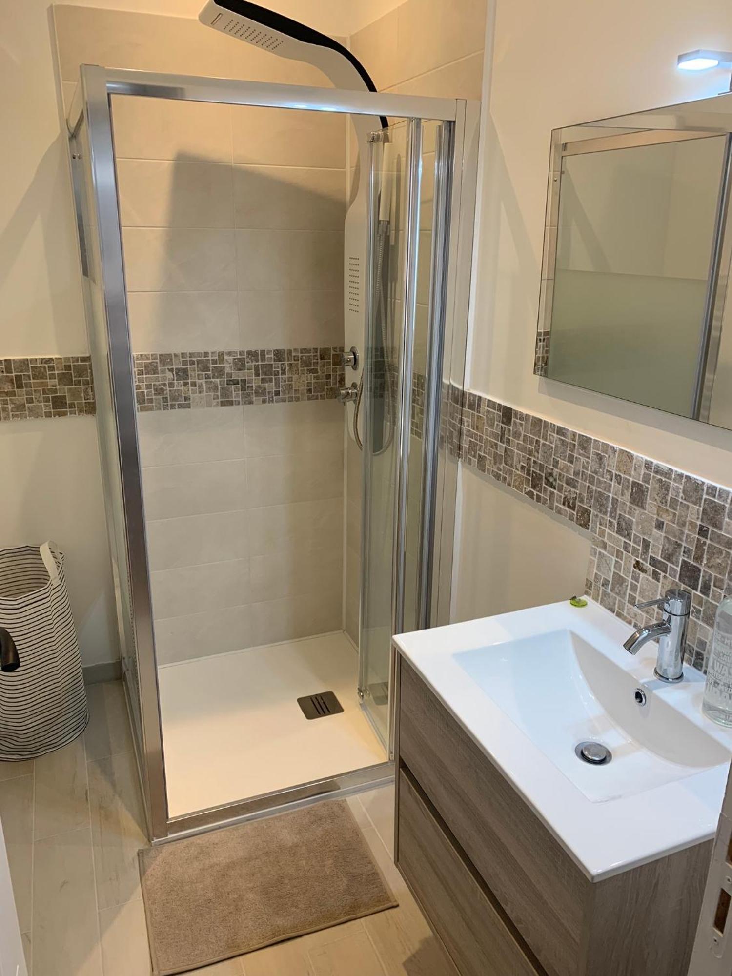 Maison Renovee Au Calme Bieville-Beuville Экстерьер фото