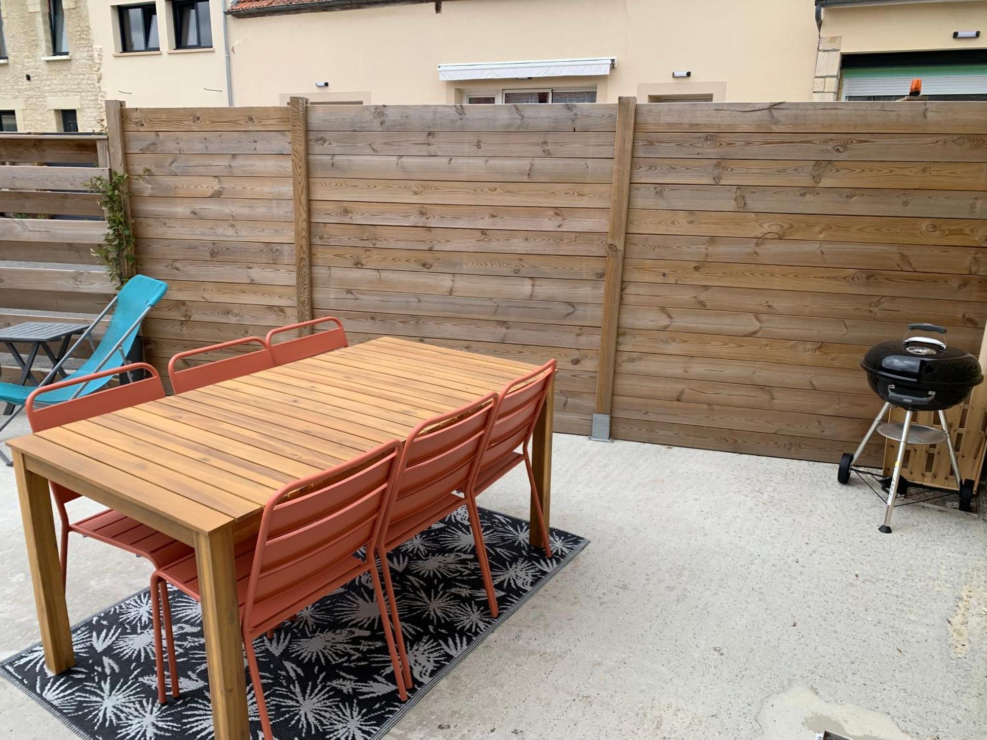 Maison Renovee Au Calme Bieville-Beuville Экстерьер фото