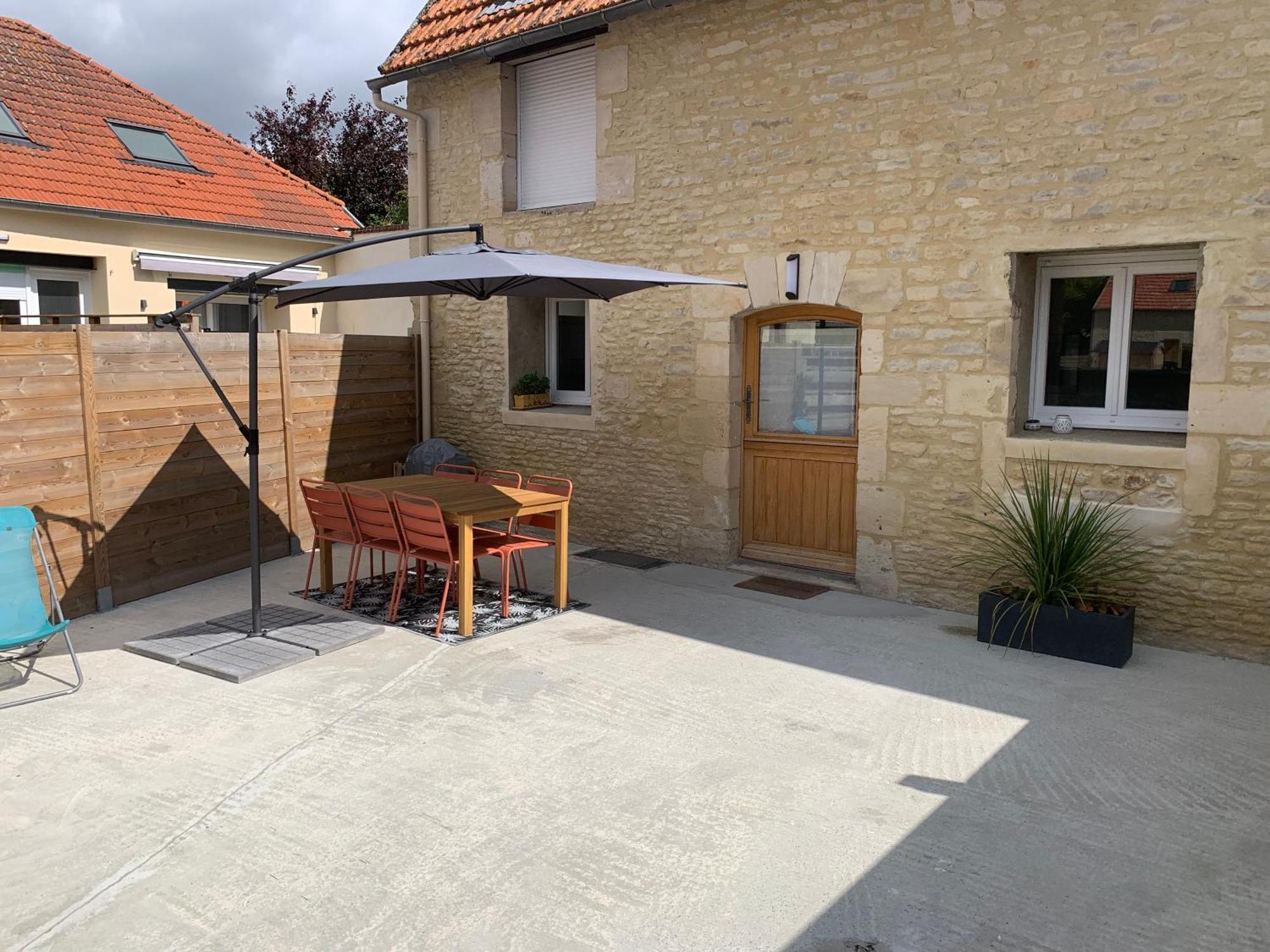 Maison Renovee Au Calme Bieville-Beuville Экстерьер фото